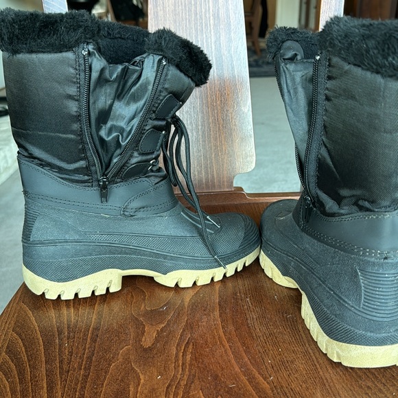 Women’s snow boot - Picture 4 of 5